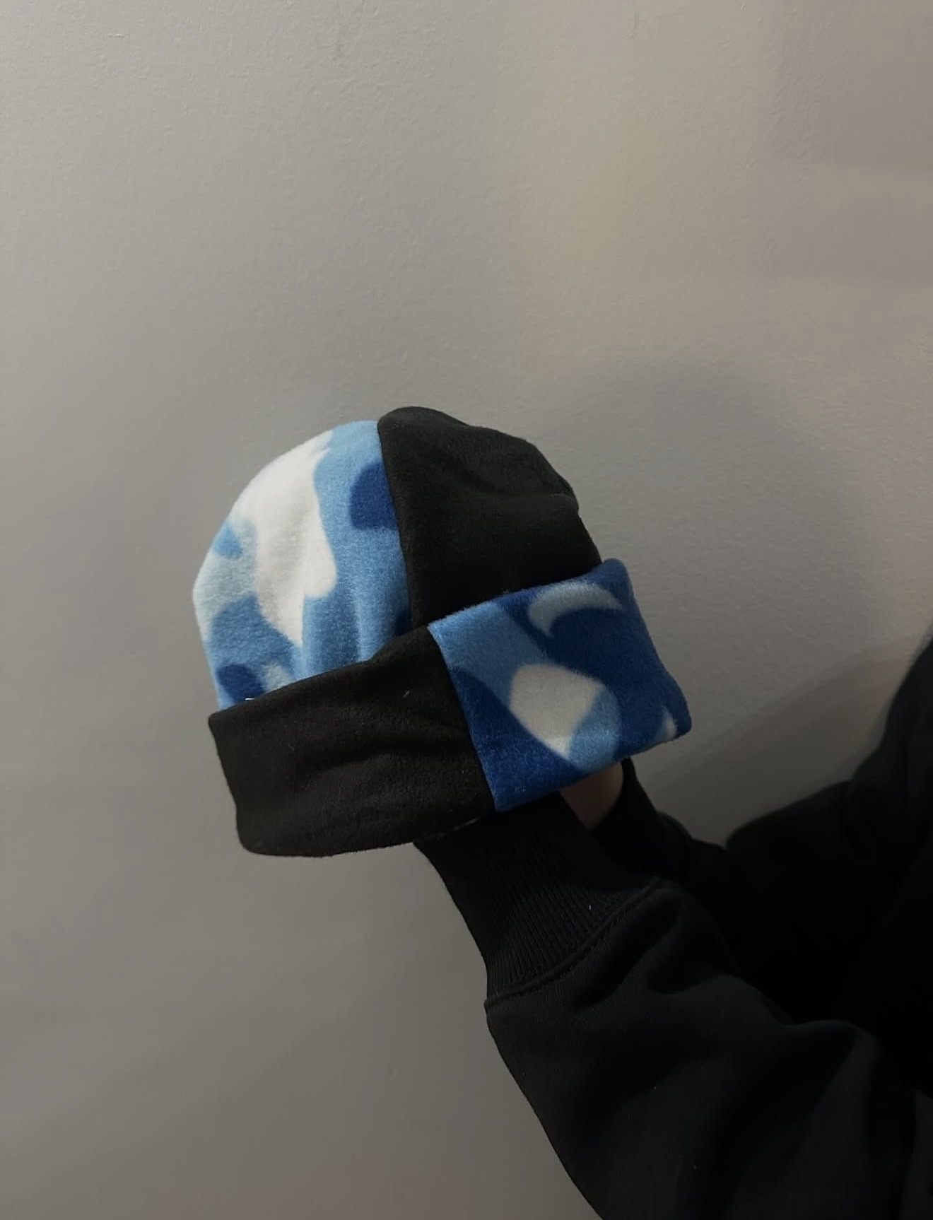 Topstitch beanie — Blue Camo / Black